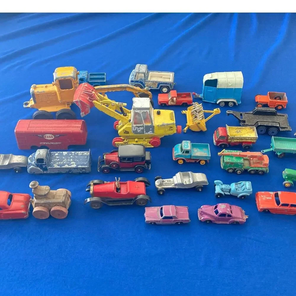 VTG Diecast Corgi Rio Tootsie Matchbox Lesney Toy Lot Bundle Wooden Wheel Others
